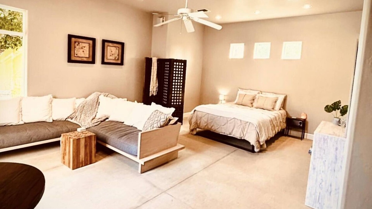 Alta Mesa Apartment | Large Casita/Guesthouse with Pool in charming Mesa Az