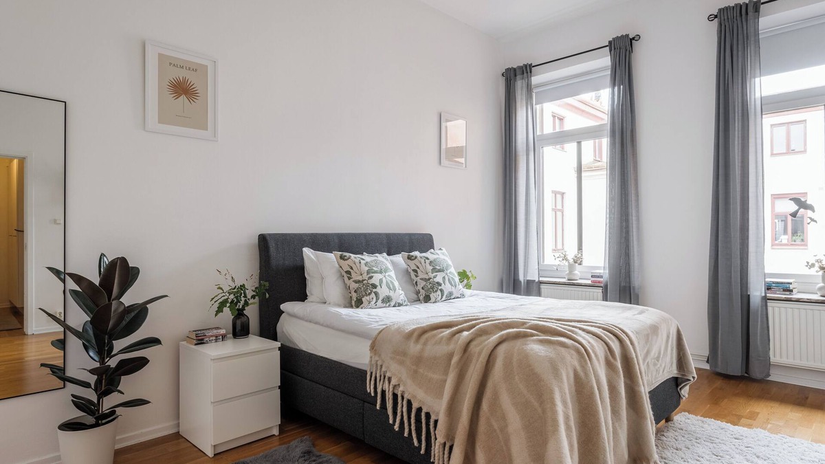 Centrum Apartment | Large Central Gothenburg 2bd Apt