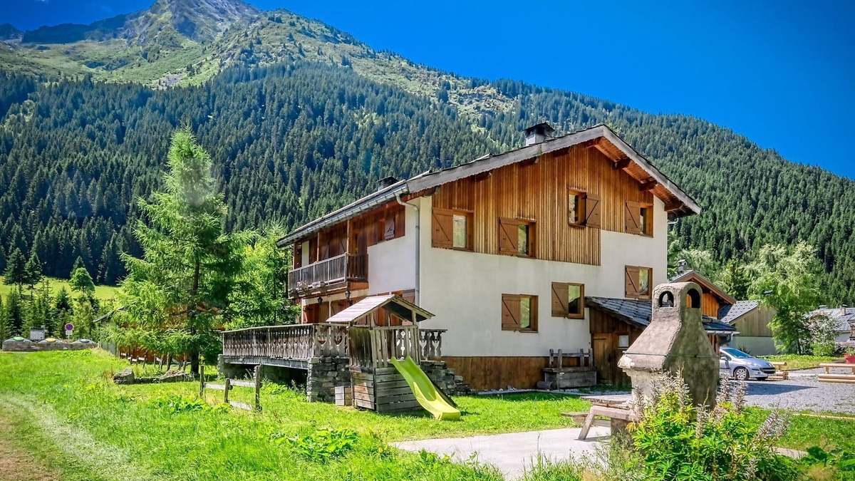 Champagny-en-Vanoise Ski Chalet | Large chalet, moutain view, outdoor activities