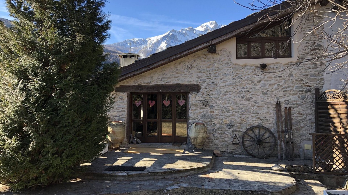 Oulx Cabin | Large charming hut