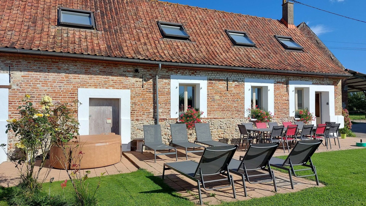 Lacres House | Large, cosy gîte for 12 people, ideal for family holidays
