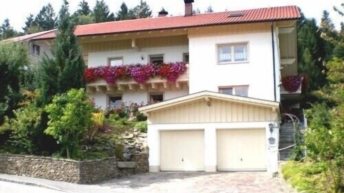 Wiedenmuhle Apartment | Large, cozy vacation apartment in a quiet location