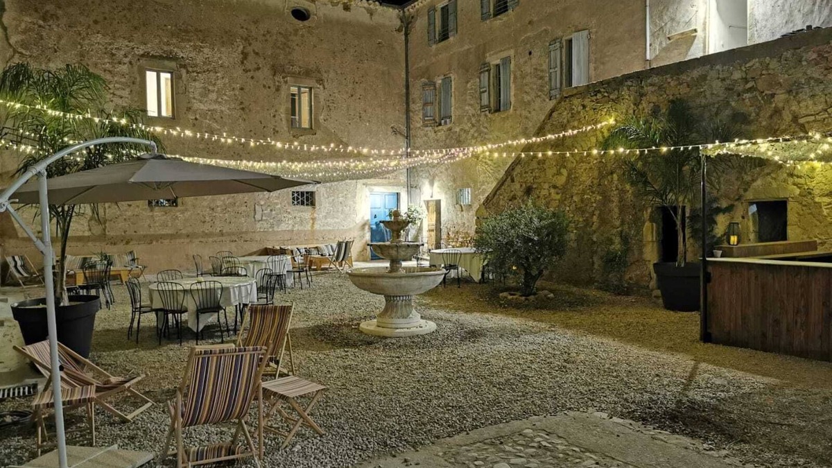 Lamalou-les-Bains House | Large estate for 35 people