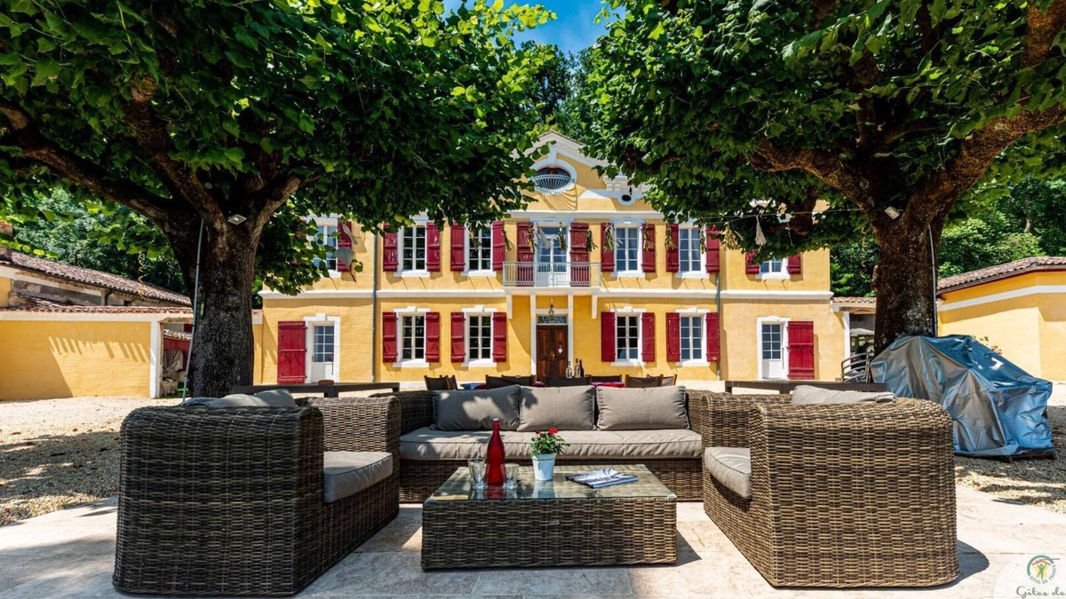 Castelmoron-sur-Lot House | Large family home in the heart of Lot-et-Garonne
