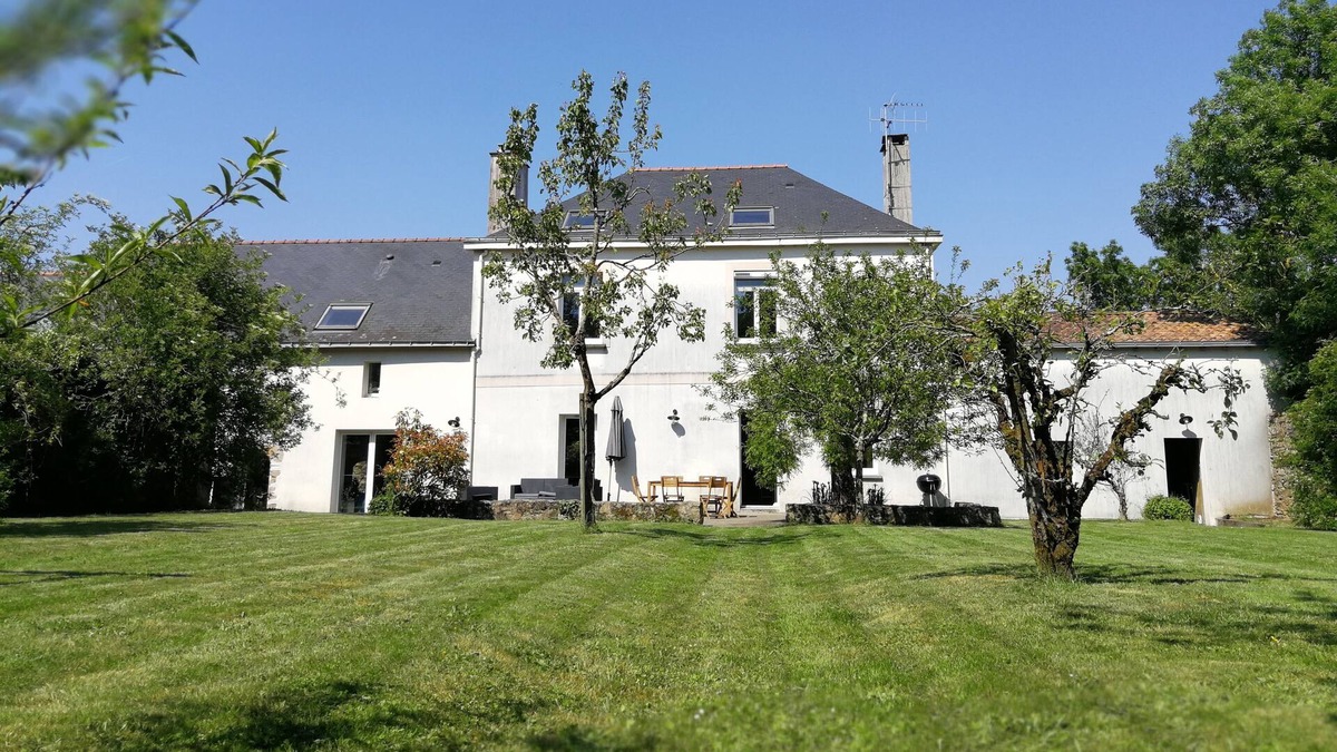 Saint-Herblain House | Large family home located in a park 10 minutes from downtown Nantes
