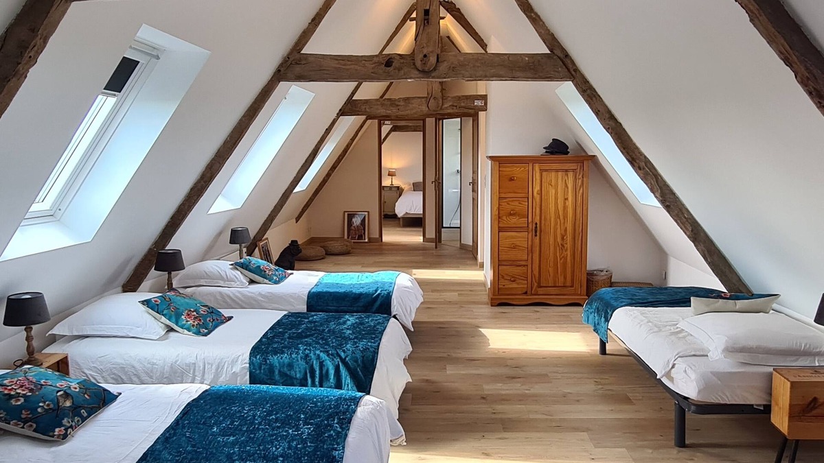 Lanmerin Cottage | Large family home (15 people or less), nature and beaches 10 km away