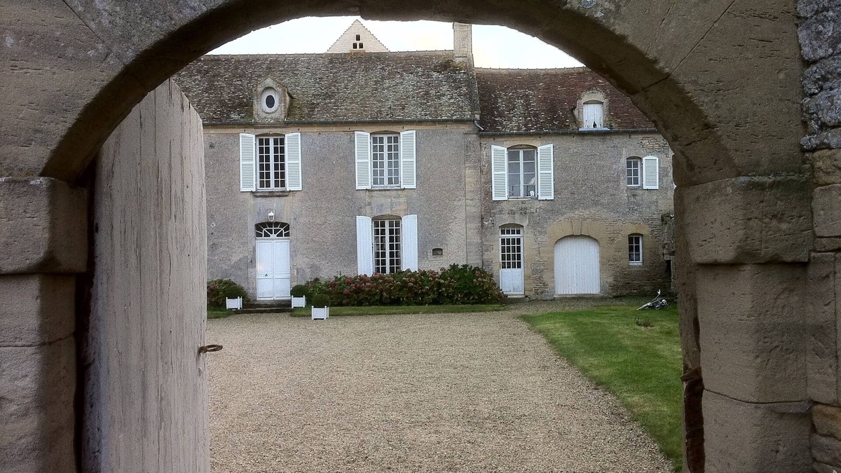 Ver-sur-Mer Other | Large family home, 2 kilometers from the sea. D-Day 1944 and Char à voile.