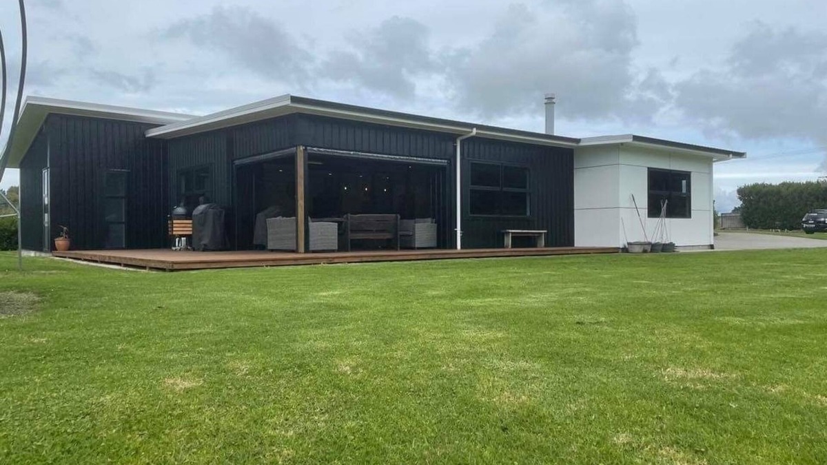 Rewa House | Large Family Home