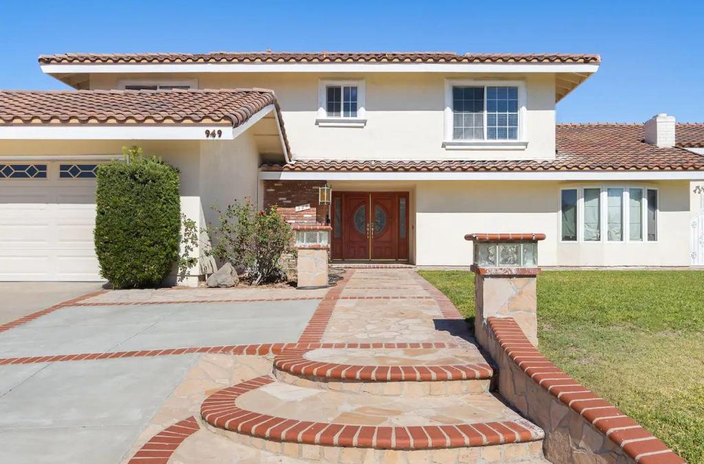 Fullerton House | Large Family Home - Only 20 mins from Disneyland