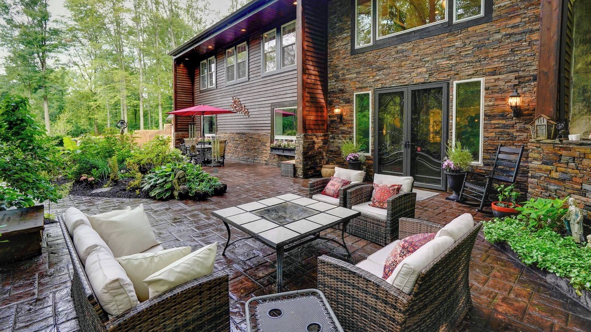 Delaware House | Large Family Home w/Patios, Gas Grill + Fire Pit!