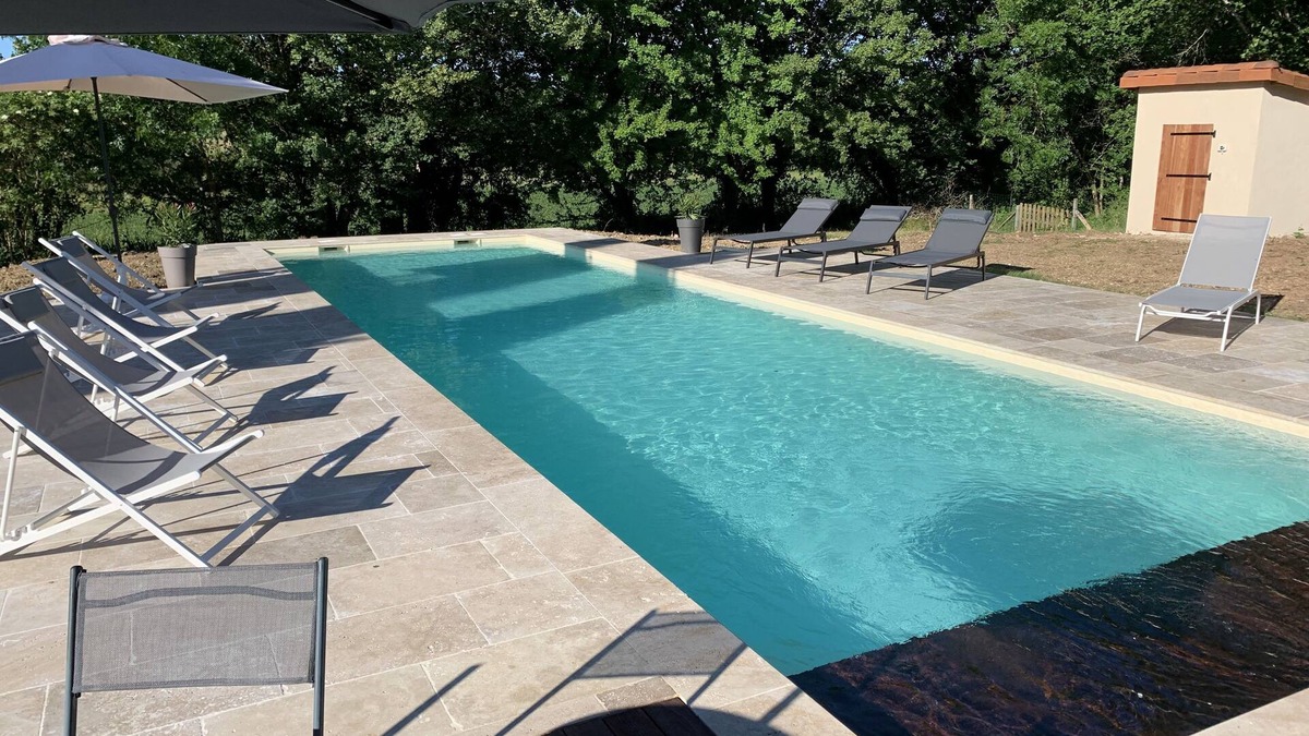 Chapdeuil House | Large family home with heated saltwater pool and large garden