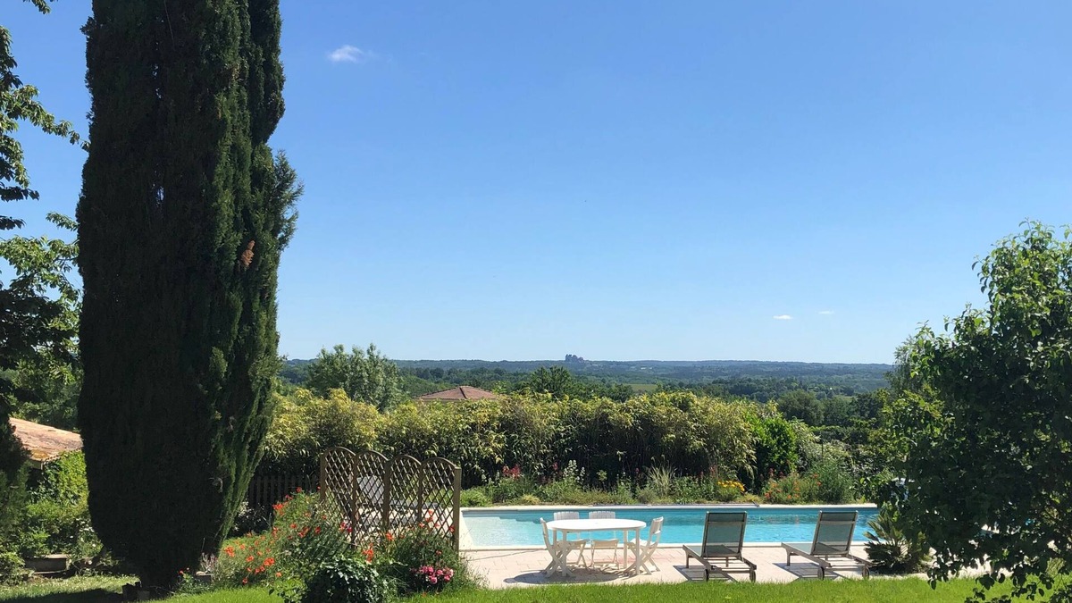 Devillac House | Large family home with private pool