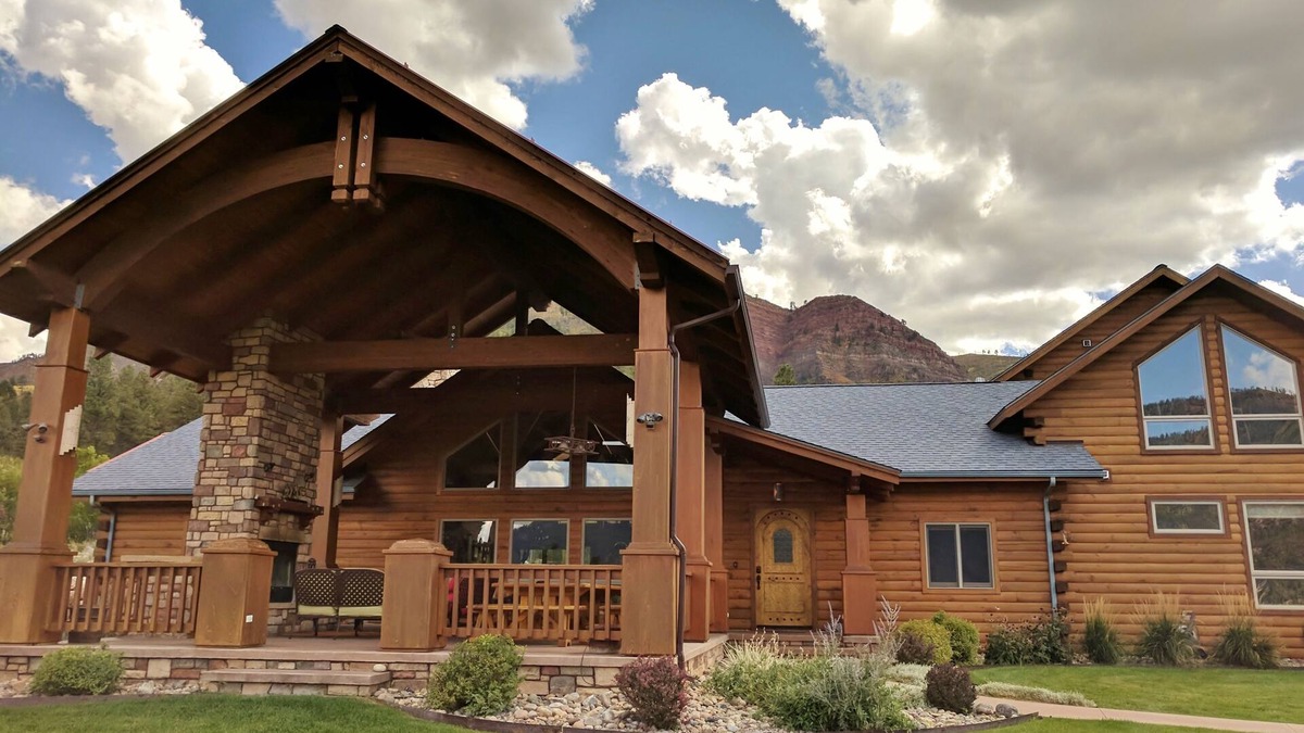 Hermosa House | Large Family Home with Acreage in Beautiful Animas Valley [CO Lic. 02872172-000]