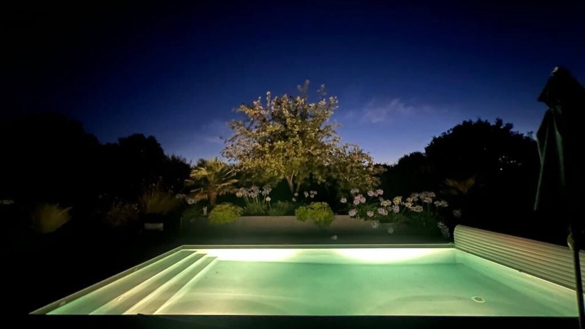 Guerande House | Large family home with heated outdoor pool, near medieval town