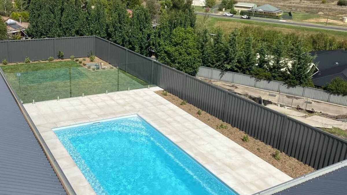 Kelso House | Large Family Home With Whole Town Views