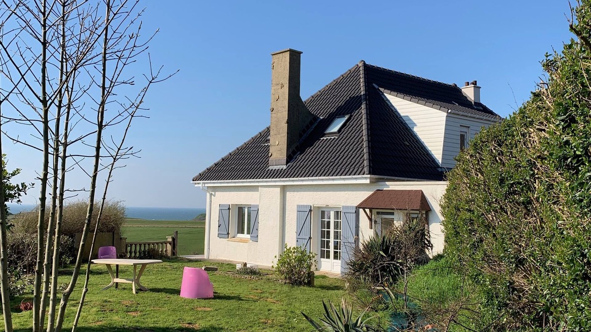 Equihen-Plage House | Large family house with sea view