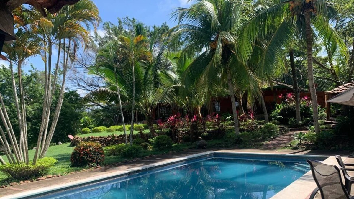 San Isidro Villa | Large family house surrounded by nature Pet friendly