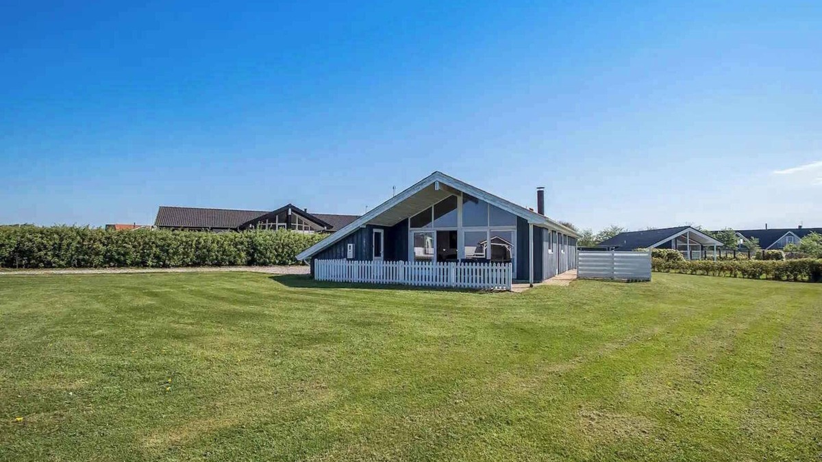 Vinderup House | Large family house with a beautiful view