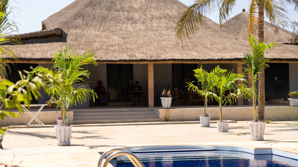 Nianing Villa | Large Family Villa With Private Pool and Sports Courts