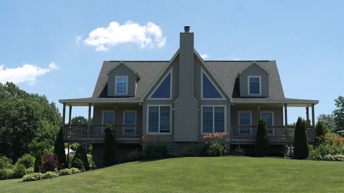 Naples House | Large Finger Lakes Getaway - 5 BR with Bath Access!