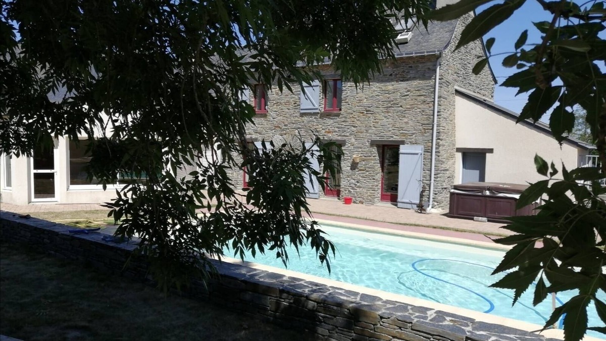 Saint-Sulpice-des-Landes House | Large gîte