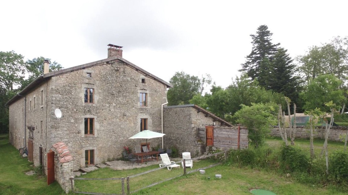 Saint-Germain-lʼHerm House | Large gite for 12 people in an oasis of peace