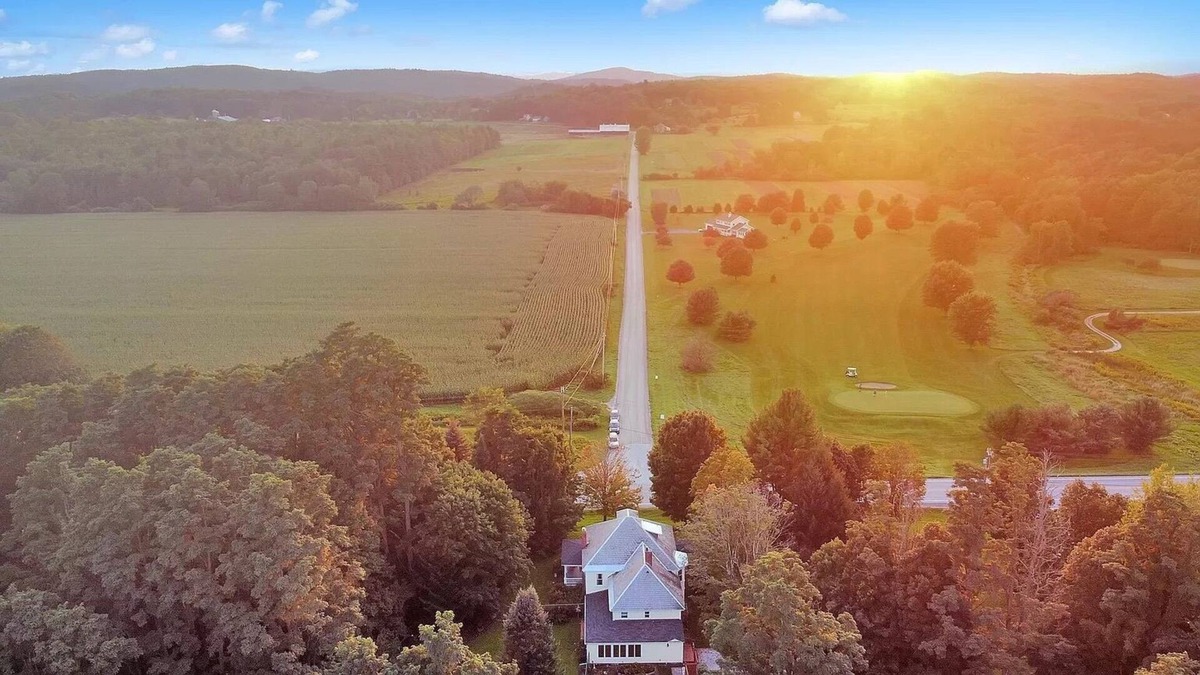 Hinesburg House | Large Greek Revival, spacious inside & out! Close to lakes & ski mountains!
