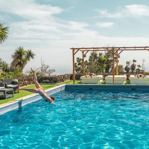 Granadilla de Abona Villa | Large Heated Pool, Hot Tub, Bar, Games Room, Gym, 2 Caves, New Outdoor Kitchen