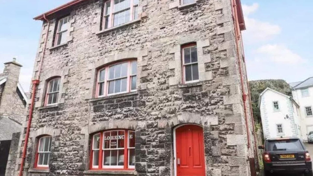 Denbigh House | Large heritage-House close Snowdonia & Llandudno
