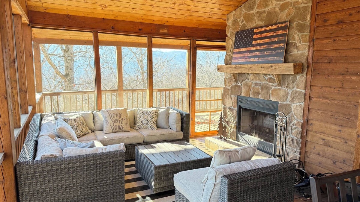 Baker House | Large Hillside Cabin in Lost River - 3 Bed, 3 Bath, Hot Tub, Sprawling Decks