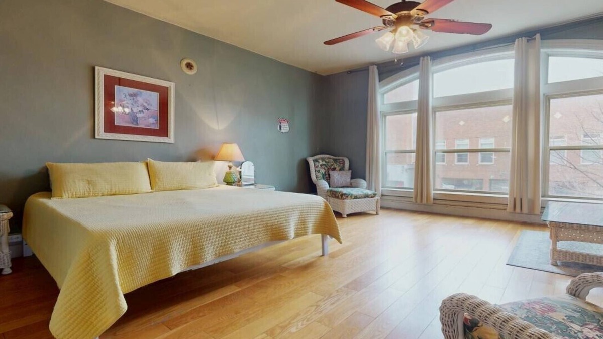 Portsmouth Apartment | Large Historic District Apartment with City View