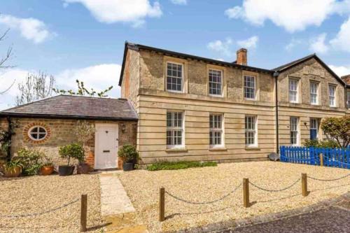Warminster House | Large historic family home nr Longleat and Bath
