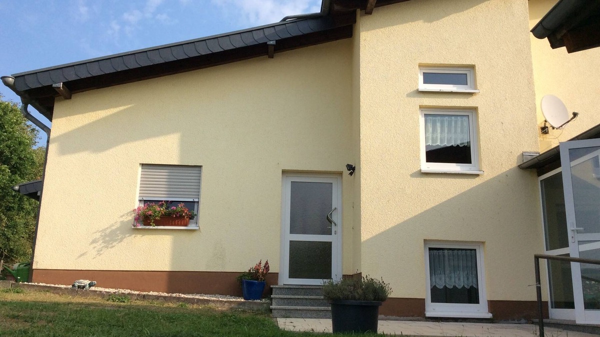 Adenau House | Large holiday home with sun terrace, well-bred pets welcome