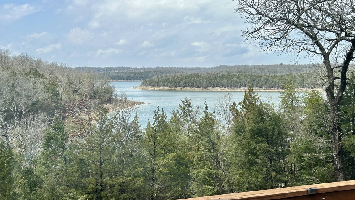 Lakeview House | Large Home on Bull Shoals Lake with Core Lake Access