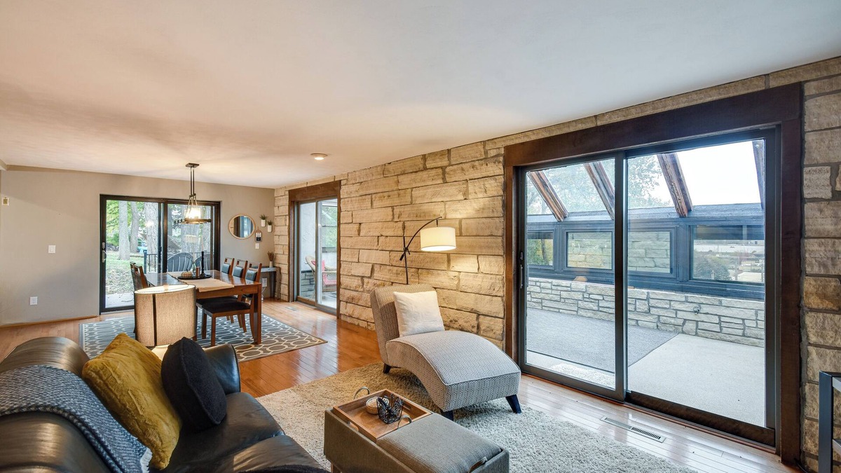 Bettendorf Cottage | Large Home w/Game Room, 4 Mi to Mississippi River