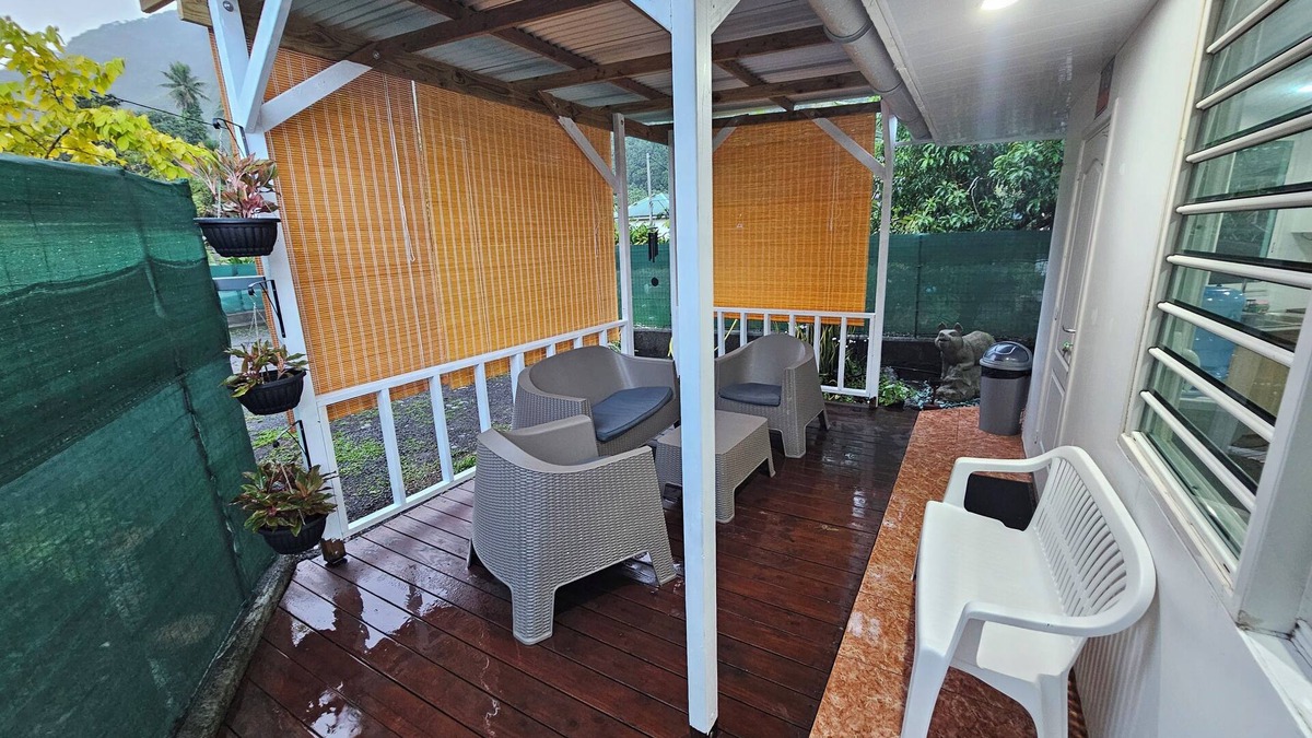 Taiarapu-Ouest House | Large house 5 minutes from the mythical Teahupoo wave. Ideal for families