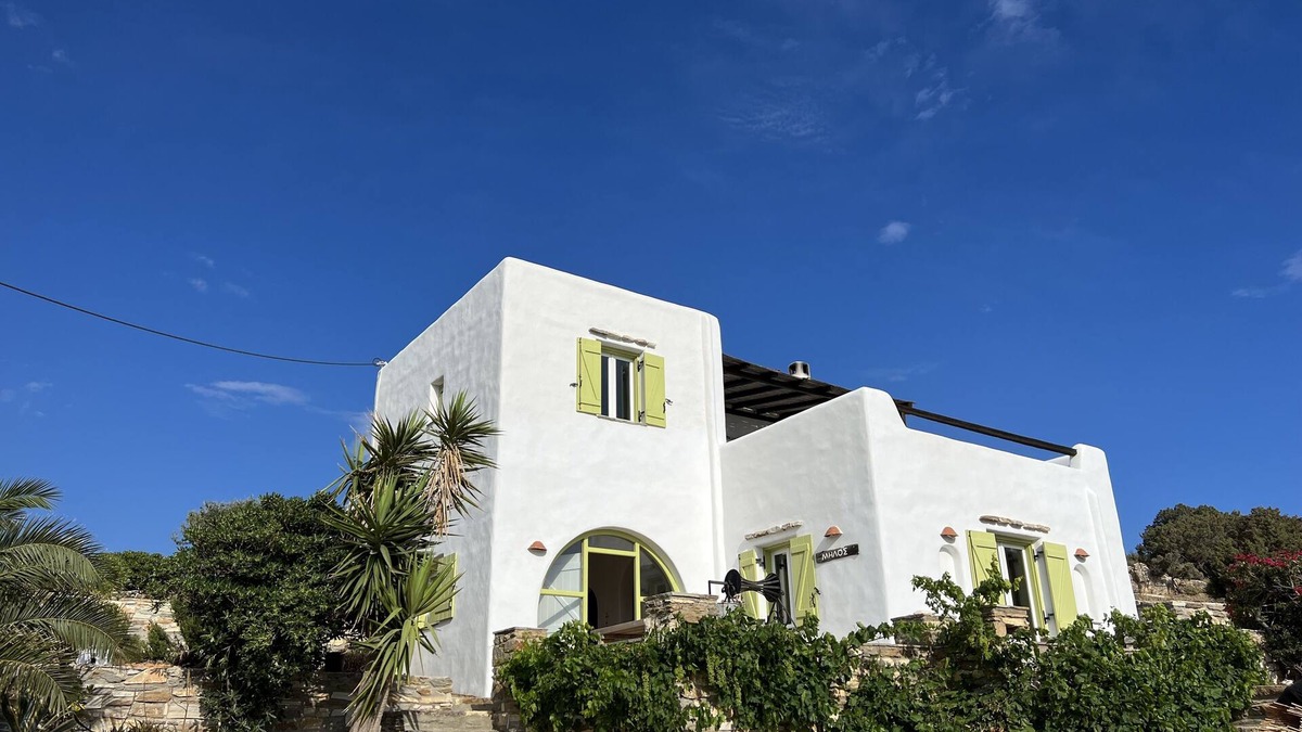 Paros House | Large house for families or couples with best sunset views on the island