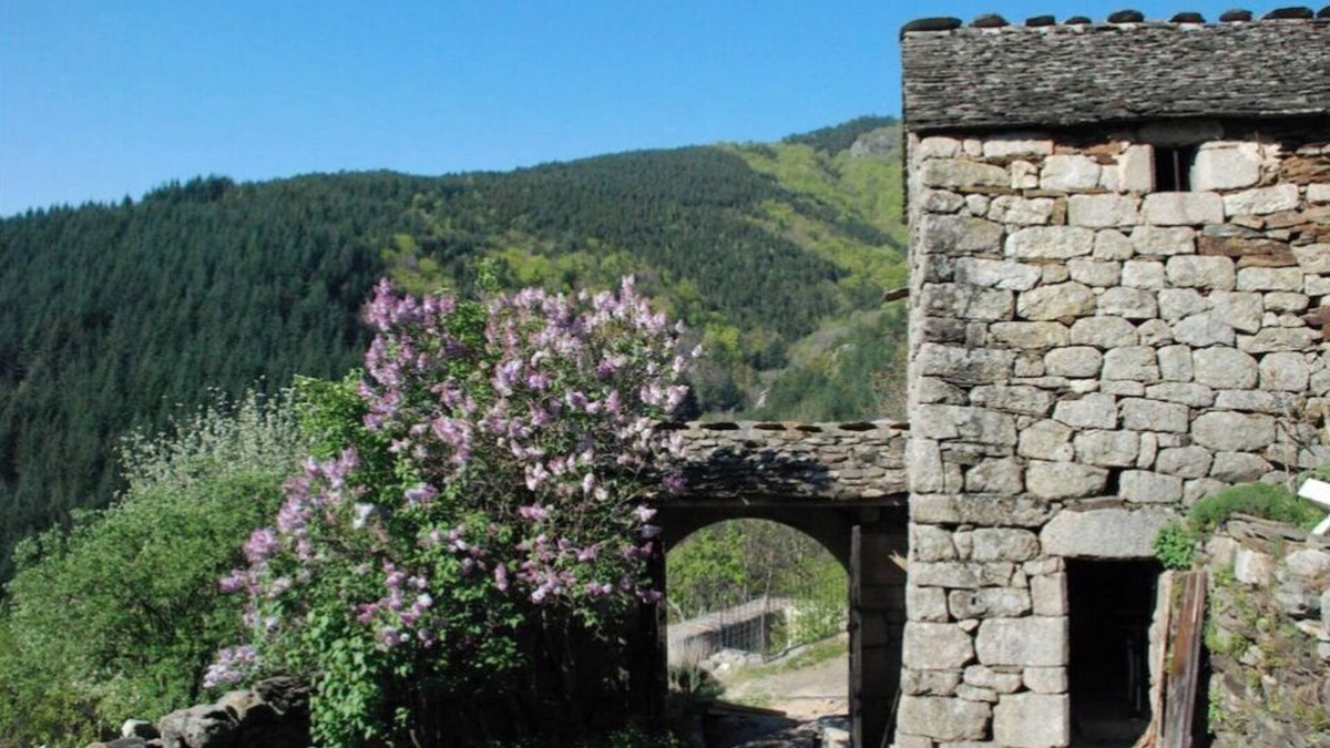 Pourcharesses House | Large house in the Cévennes National Park