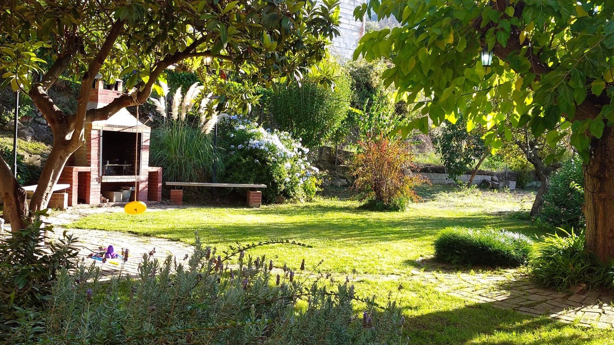 Beniatjar Cottage | Large house with enclosed plot of 2000 m2, beautiful garden and barbecue.