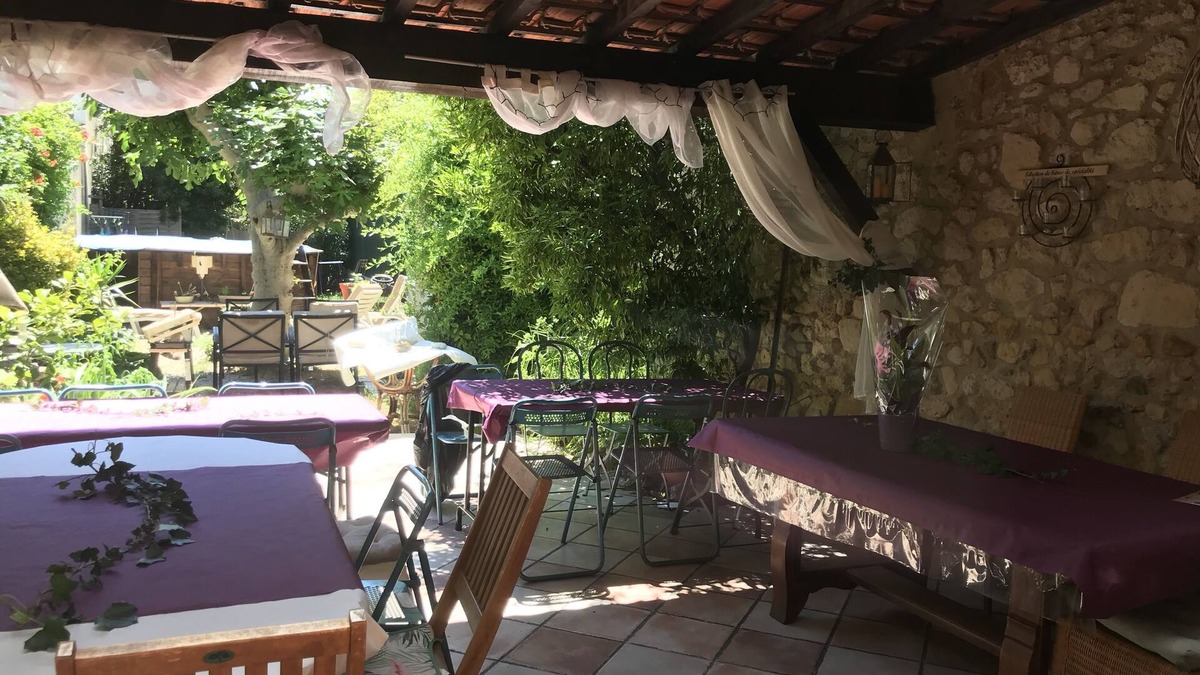 Salles-d'Aude House | LARGE HOUSE WITH GARDEN