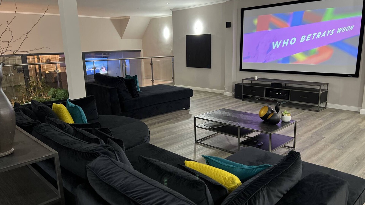 Municipality of Rijssen-Holten House | Large In Town (Dorp) Villa with Indoor Hot-tub