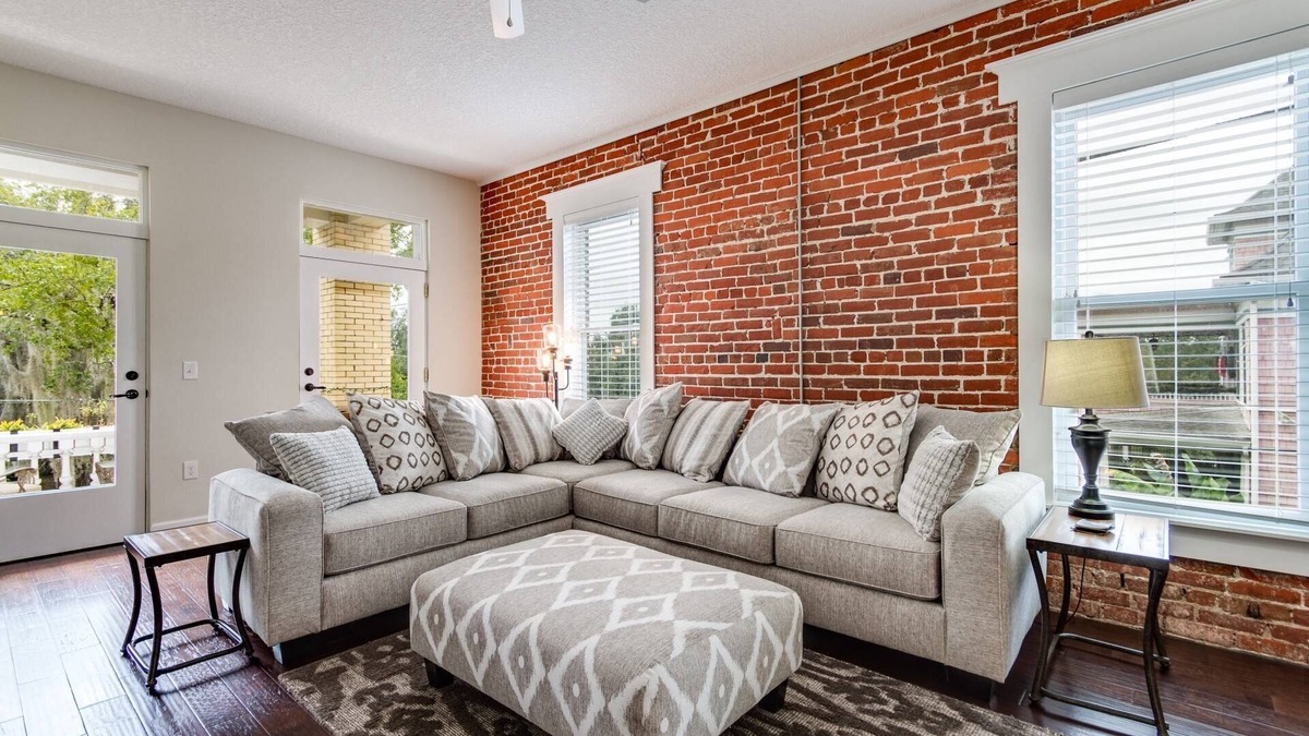 Springfield Condo | Large Loft w/Balcony, Shared Patio w/Hot Tub, BBQ