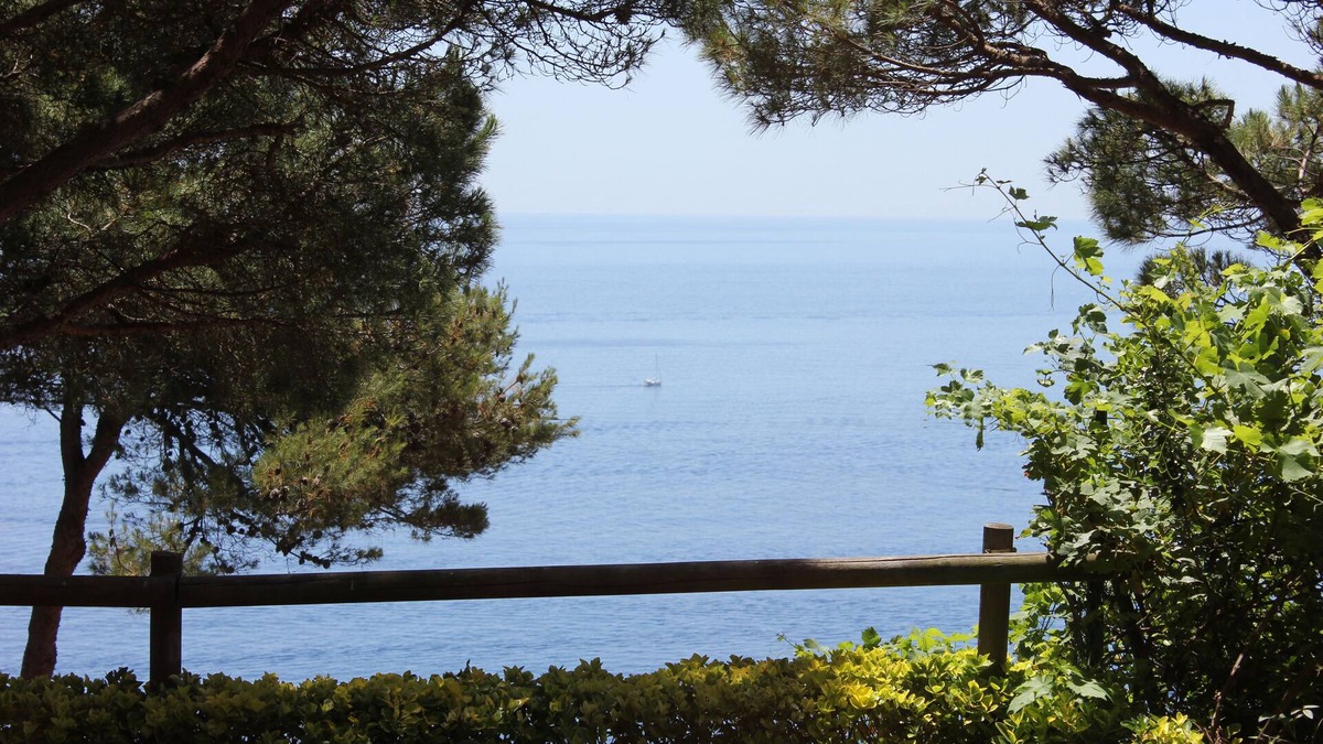 Sant Feliu de Guixols Villa | Large luxury home, stunning views, in green oasis, private garden, huge pool