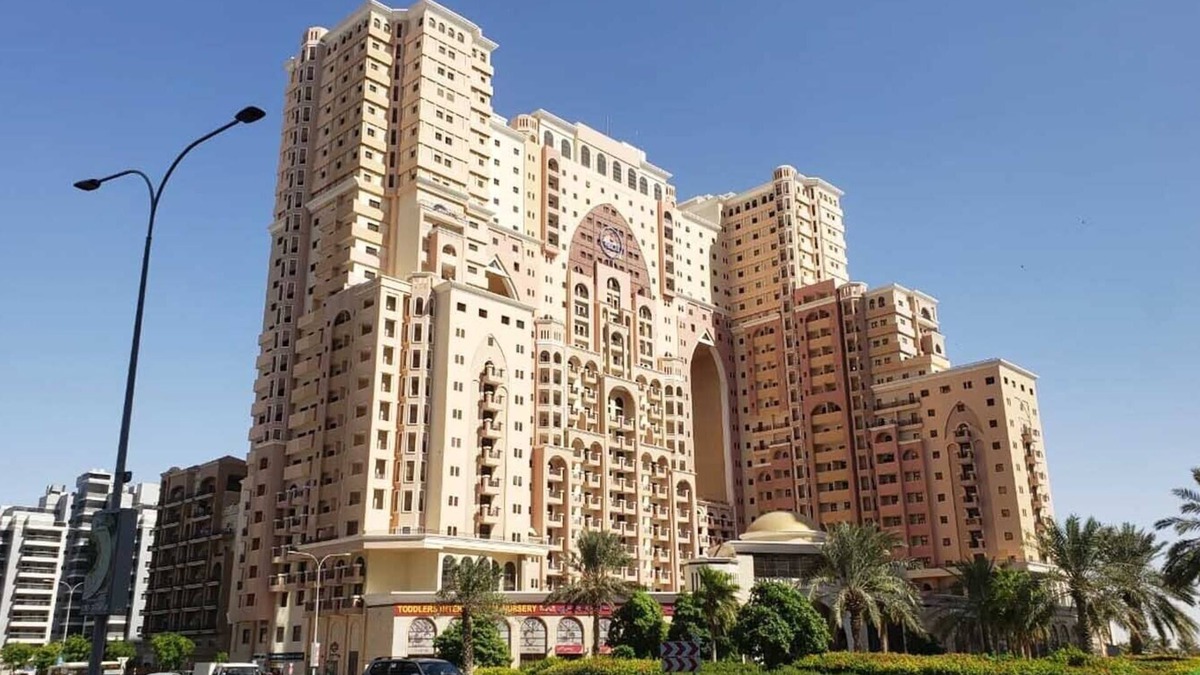 Dubai House | Large Luxury Apartment in the heart of Dubai Silicon Oasis