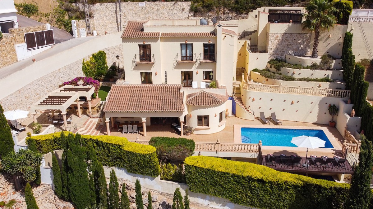Arnella Villa | Large Luxury Family Villa Moraira, Private Pool, WiFi, A/C,