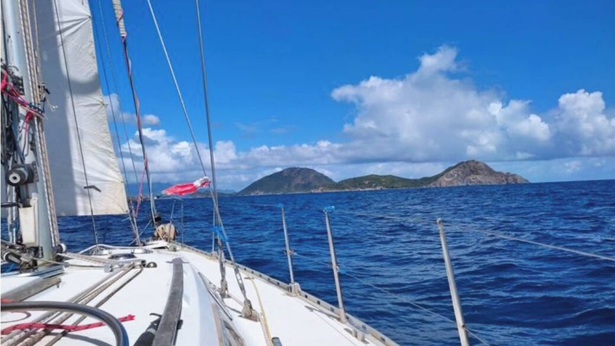Riviere-Sens Boat Rental | LARGE LUXURY SAILBOAT 14 X 4.25
