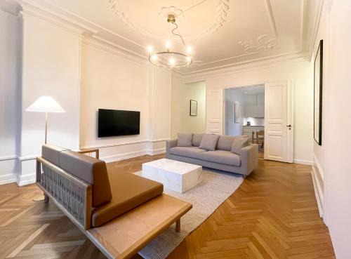 København V Apartment | Large & Modern 4 Bedroom Apartment