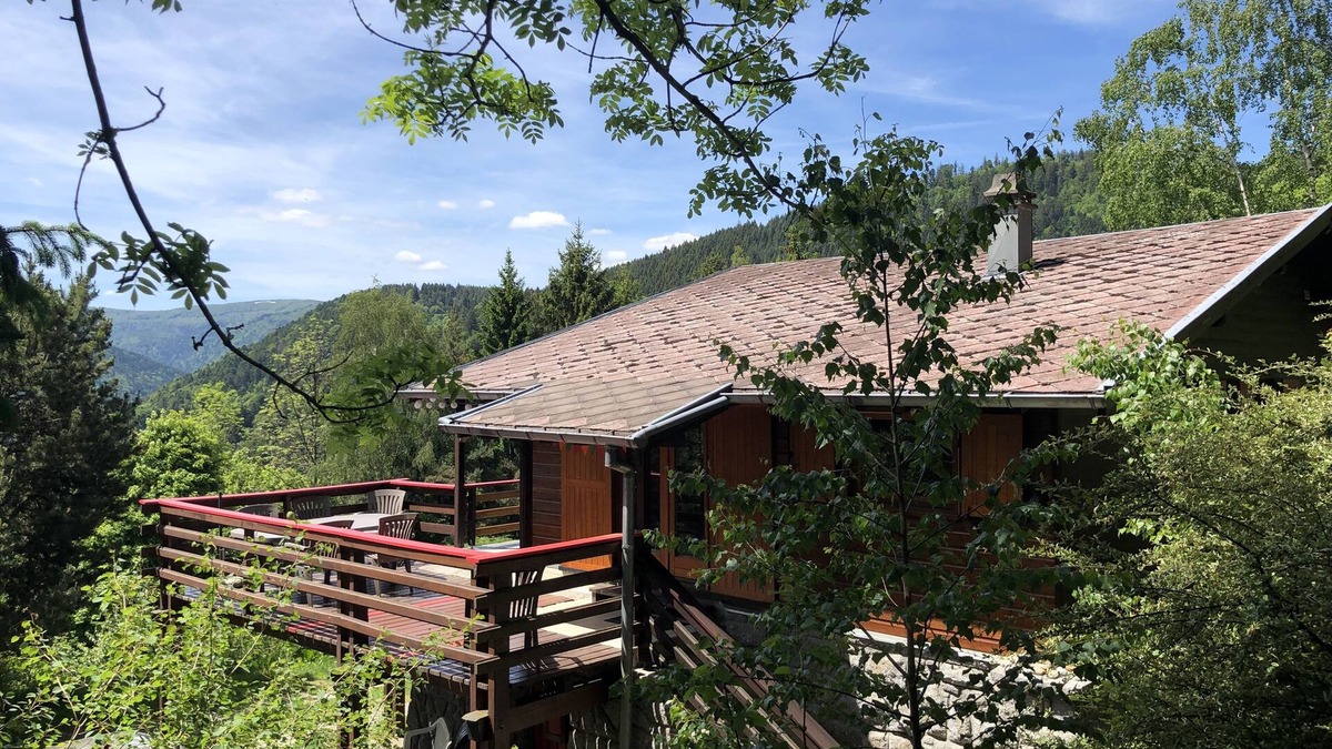Muhlbach-sur-Munster Ski Chalet | Large mountain chalet in the heart of nature, panoramic view, near COLMAR.