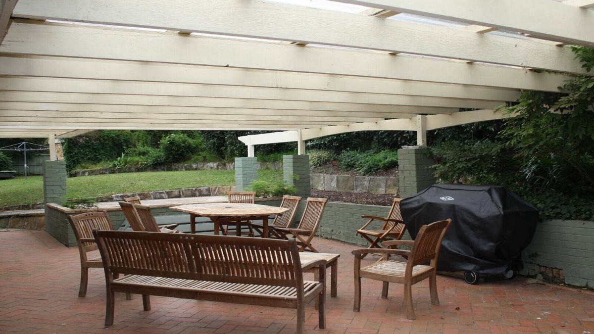 Faulconbridge House | Large Mountain Home Adjoining National Park