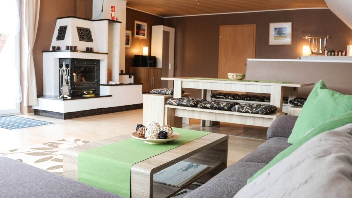 Mecklenburger Seenplatte Apartment | Large new. 4 Room-apartment in Neubrandenburg